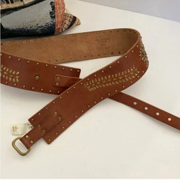 Abercrombie & Fitch Genuine Leather Brown Belt with Gold Studs Med/Large - Picture 1 of 7